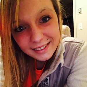 Meet your Posher, Karlee