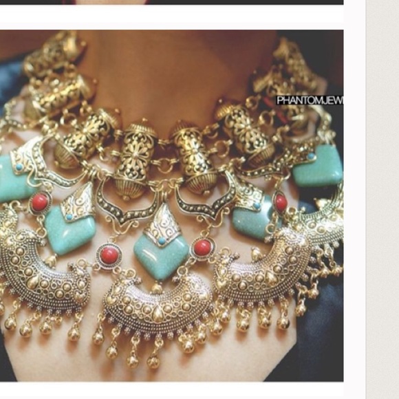 Statement necklace - Picture 3 of 4