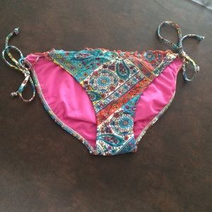 Target swim bottoms