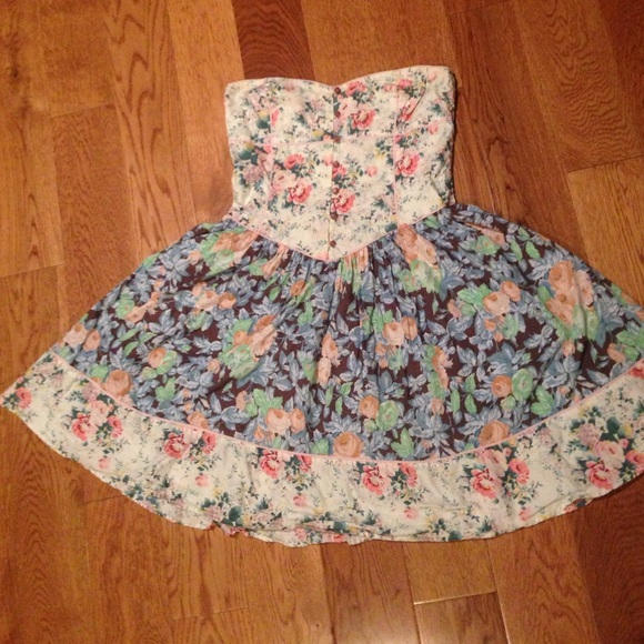 Urban Outfitters strapless floral dress