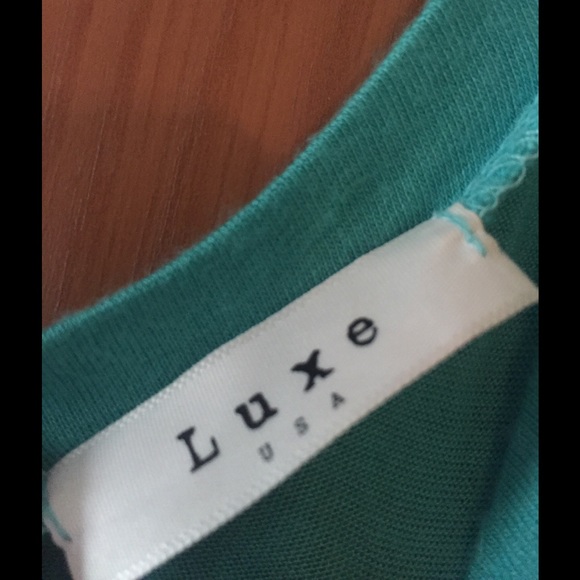 Turquoise V-neck Flowy  Blouse - Picture 2 of 4