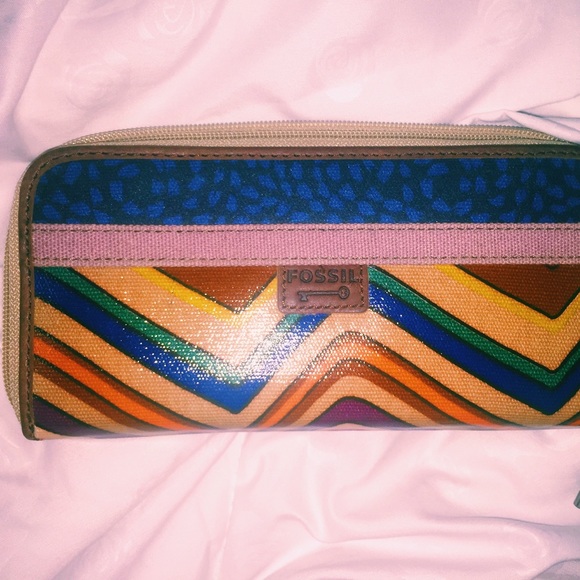 Fossil wallet