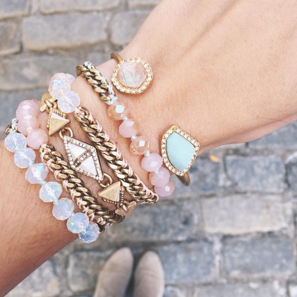 🆕 Statement Cuff - Picture 3 of 4