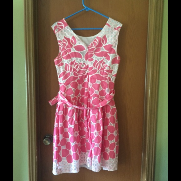 Floral Lace Pink and White Dress - Picture 2 of 4