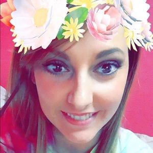Meet your Posher, Leah