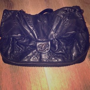 Quilted Black Leather Chanel bag!