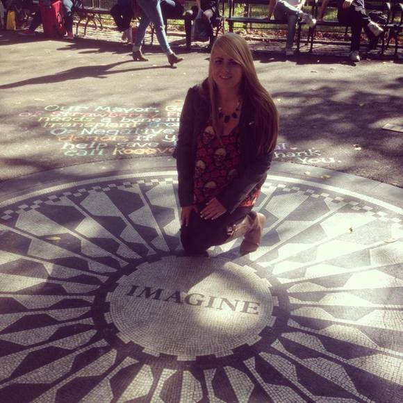 Meet your Posher, Whitney - Picture 1 of 1