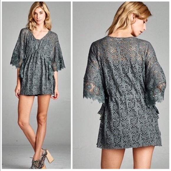 🆕Lazer Cut Tunic Top - Picture 2 of 2