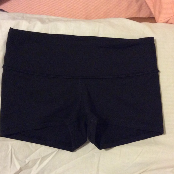 Lululemon shorts!!