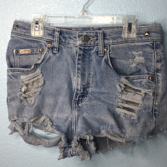 VINTAGE HIGH WAISTED DISTRESSED STUDDED SHORTS