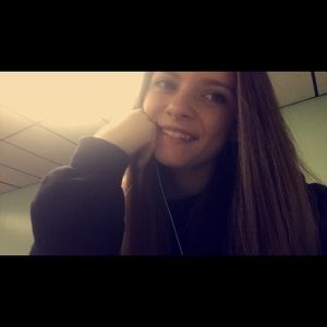 Meet your Posher, Taryn