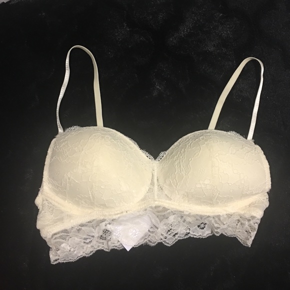 White lace Bralet