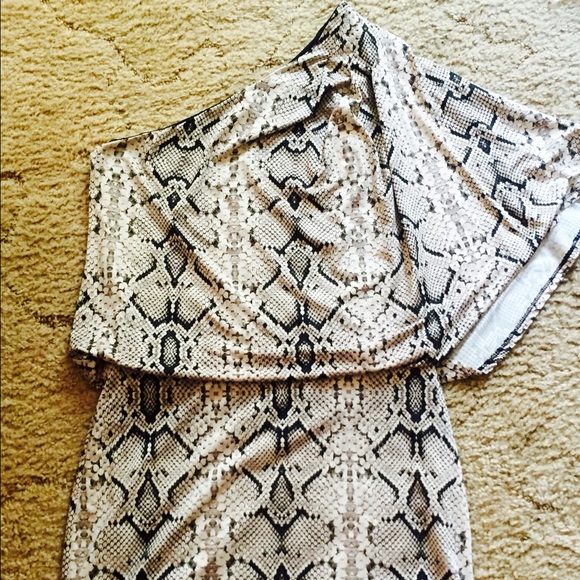 Jessica Simpson One-Shoulder Dress