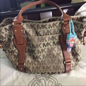Authentic Pre-owned Michael Kors bag