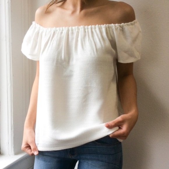 1 DAY SALE✨ Off Shoulder Blouse_2