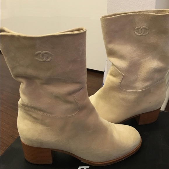 Chanel boots - Picture 2 of 4