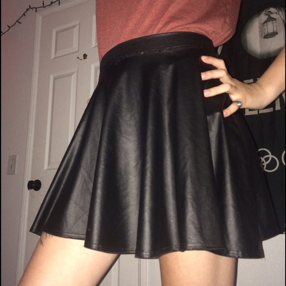 Black Skater Skirt