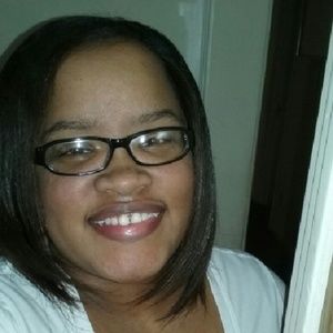 Meet your Posher, Vanecia