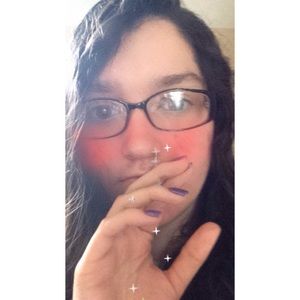 Meet your Posher, Katelyn