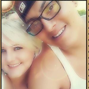 Meet your Posher, Kassandra