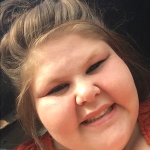 Meet your Posher, Rebecca