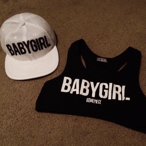 DXMEPIECE (DIMEPIECE) "Babygirl" sports bra + hat