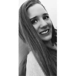 Meet your Posher, Aleece