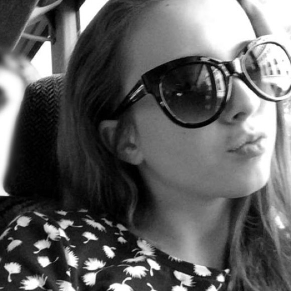 Meet your Posher, Sophia - Picture 1 of 1