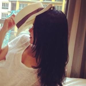 Meet your Posher, Bom