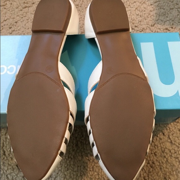 Size 6.5 and 7.5! Nicole Miller Flats! - Picture 2 of 4