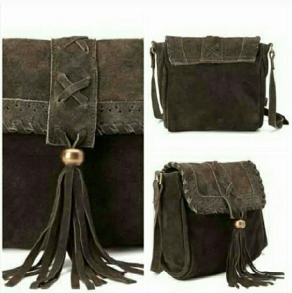 TRADED🚫100% suede crossbody