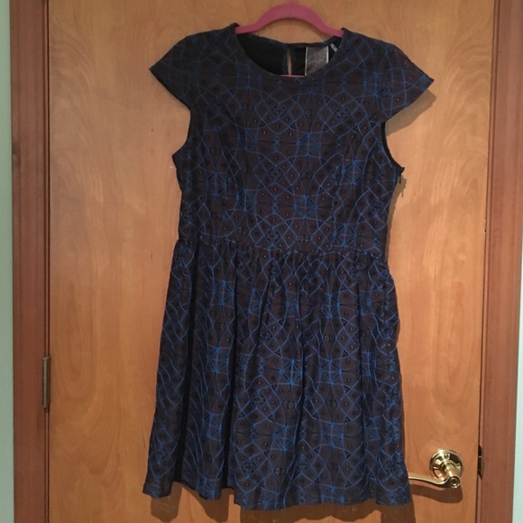 Cute cap sleeved, embroidered dress