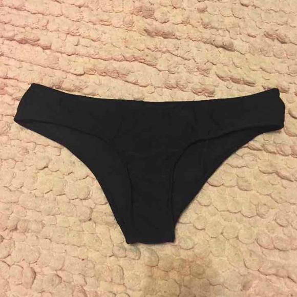 🚫SOLD ON Ⓜ️erc🚫Hollister cheeky bikini bottoms - Picture 1 of 2