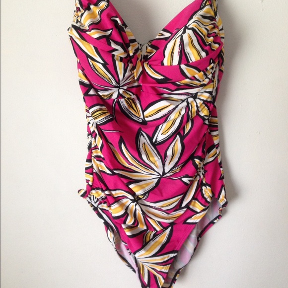 Stunning Emerald Bay swimsuit size 24