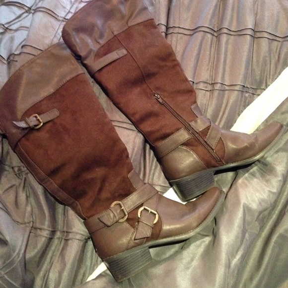 **SUMMER SALE** brown riding boots!! LIKE NEW