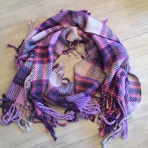 Loft Plaid Fringe Scarf