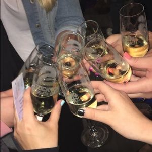 Meet your Posher, Mel