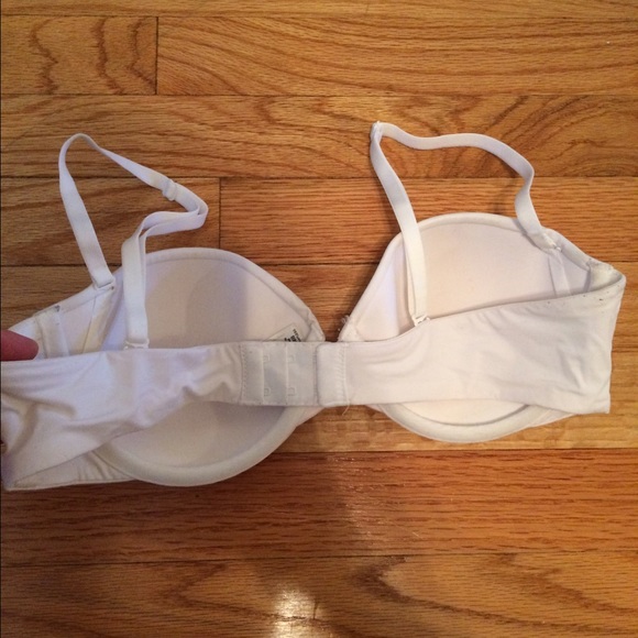 Victoria Secret Bra - Picture 2 of 2