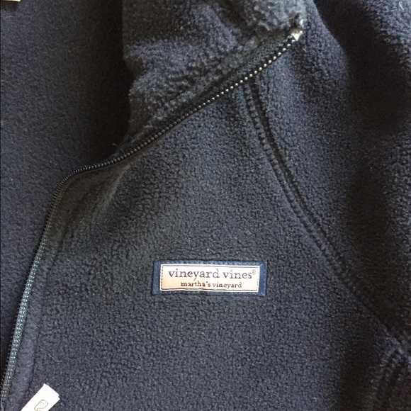 Vineyard Vines Fleece - Picture 2 of 3