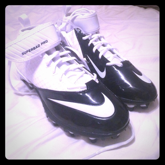 🏈 Nike Pro Football Cleats 🏈