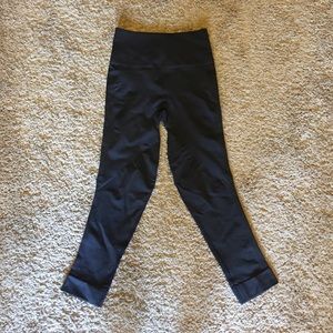 Lululemon crop pants