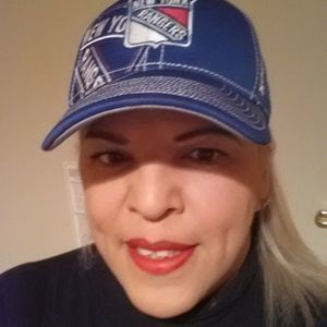 Meet your Posher, Ileana