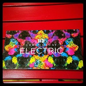 Urban Decay Electric Palette