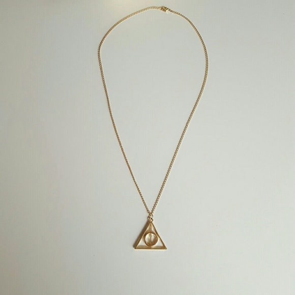 Harry Potter the Deathly Hallows Necklace - Picture 2 of 4