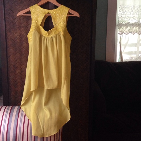 Bright Yellow Arden B Flattering Dress Top Sz. S
