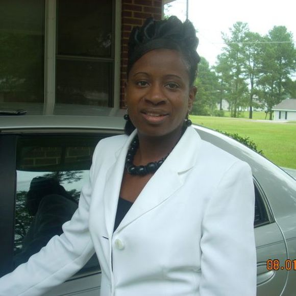 Meet your Posher, Denise