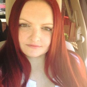 Meet your Posher, Adrienne