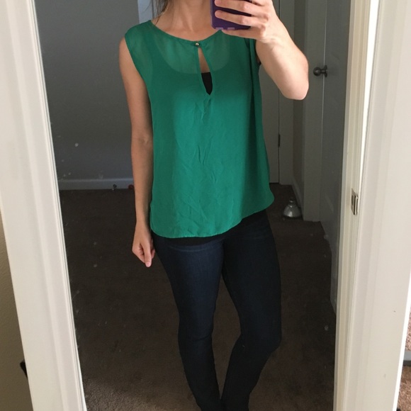 Liberty love Tops - Sheer Key Hole Tank