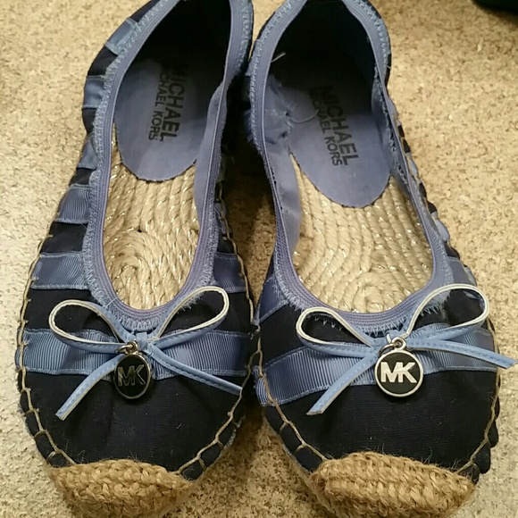 Pretty much Brand new Michael Kors flats