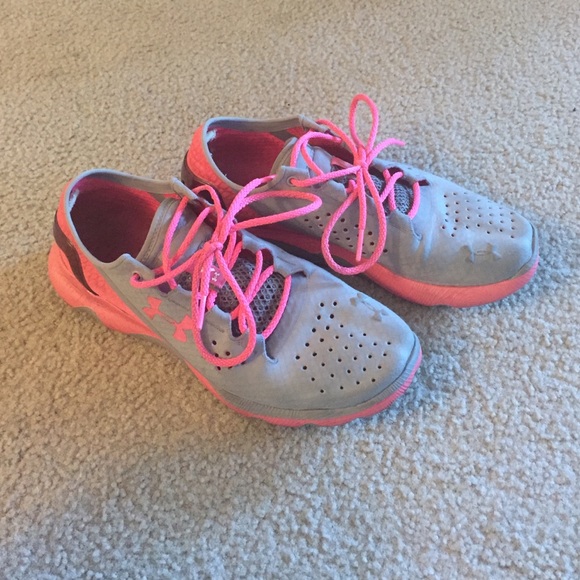 Under Armour speed foam shoes